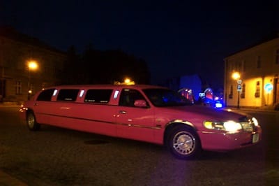 Lincoln Pink — wynajem limuzyny Warszawa, do 10 osób